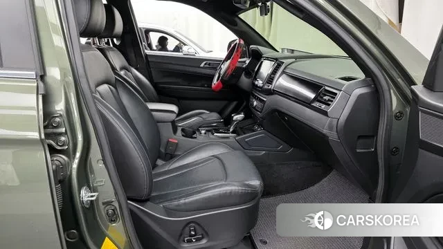 Ssangyong The New Rexton Sport 2022 Темно-зеленый из Кореи, фото 2