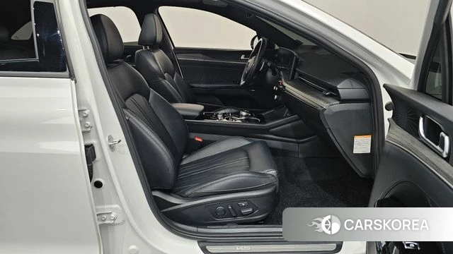 Kia The New K5 Hybrid 3rd generation 2024 Белый из Кореи, фото 2