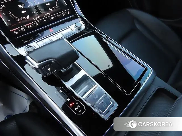 Audi Q7 (4M) 2023 Белый из Кореи, фото 2