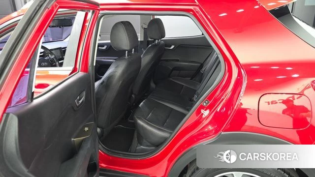 Kia Stonic 2018 Красный из Кореи, фото 2