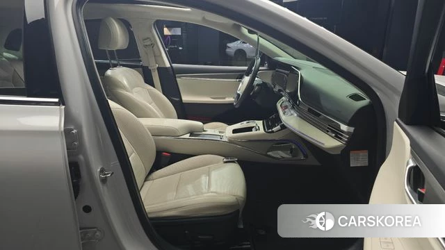 Hyundai The New Grandeur IG Hybrid 2022 Белый из Кореи, фото 2