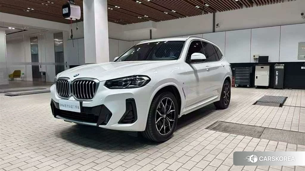BMW X3 2021 Белый из Китая, фото 2