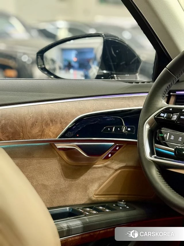 Audi A8 2020 Черный из Китая, фото 2