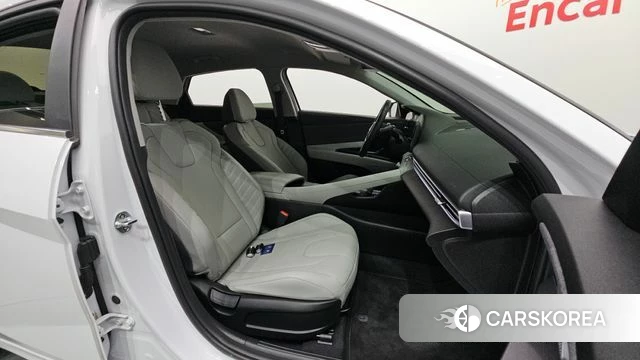 Hyundai Avante (CN7) 2021 Белый из Кореи, фото 2