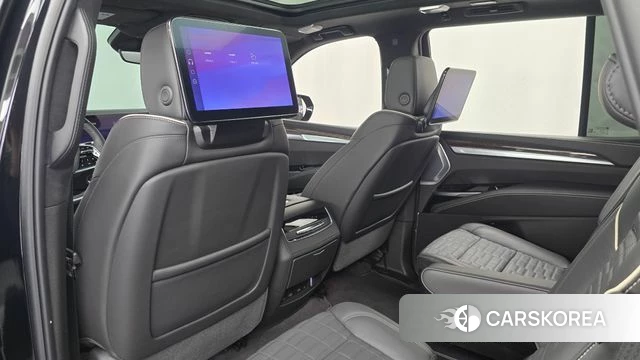 Cadillac Escalade 5th Generation 2025 Черный из Кореи, фото 2