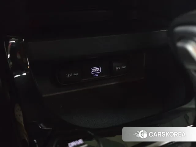 Kia Seltos 2021 Белый из Кореи, фото 2