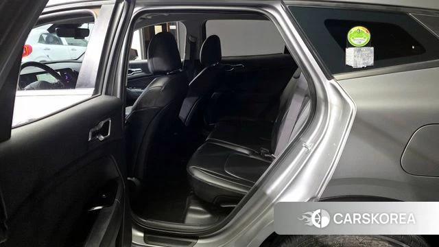 Kia Sportage 5th Generation 2023 Серебристо-серый из Кореи, фото 2