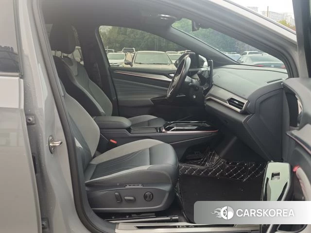 Volkswagen ID.4 CROZZ 2021 Серебристо-серый из Китая, фото 2