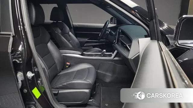 Ssangyong Torres 2022 Черный из Кореи, фото 2