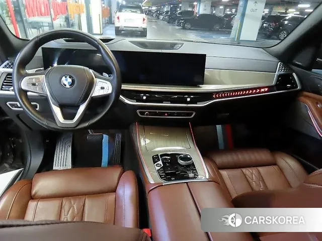 BMW X7 (G07) 2023 Коричневый из Кореи, фото 2