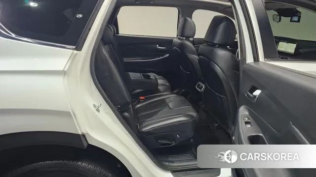 Hyundai The New Santa Fe 2023 Белый из Кореи, фото 2