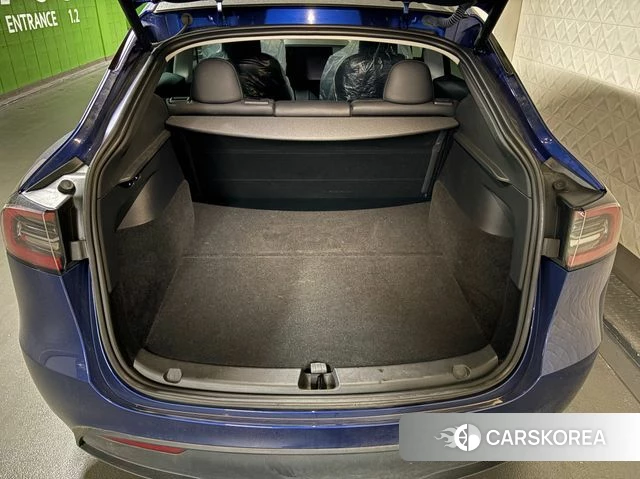 Tesla Model Y 2023 Синий из Кореи, фото 2