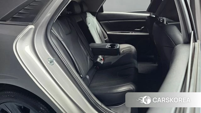 Hyundai Avante (CN7) 2020 Серебристо-серый из Кореи, фото 2