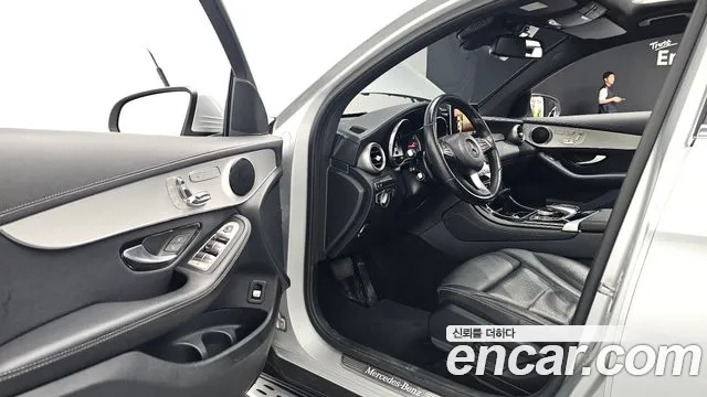 Mercedes-Benz GLC-Class X253 2018 Серебряный из Кореи, фото 2