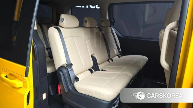 Hyundai Staria 2024 Желтый из Кореи, фото 2