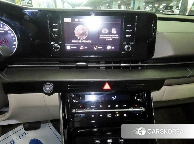 Kia Carnival 4th generation 2022 Белый из Кореи, фото 2