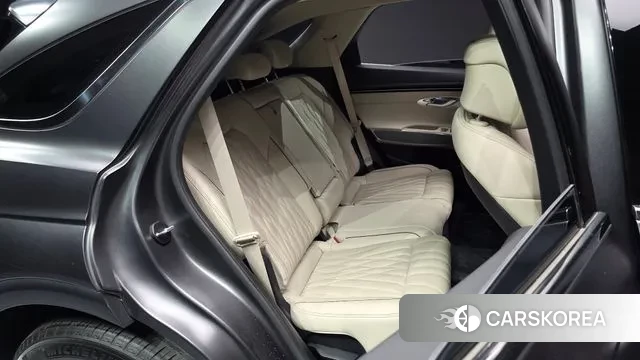 Genesis GV70 2021 Серый из Кореи, фото 2