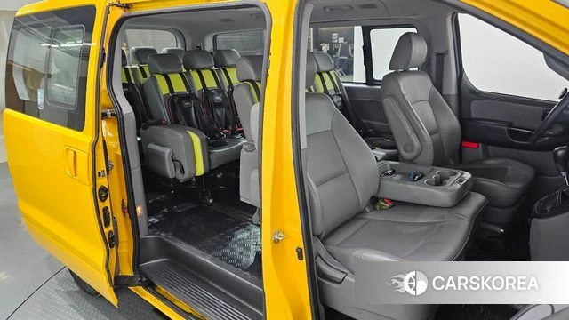 Hyundai The New Grand Starex 2018 Желтый из Кореи, фото 2