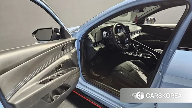 Hyundai The New Avante (CN7) 2024 Небесно-голубой из Кореи, фото 2