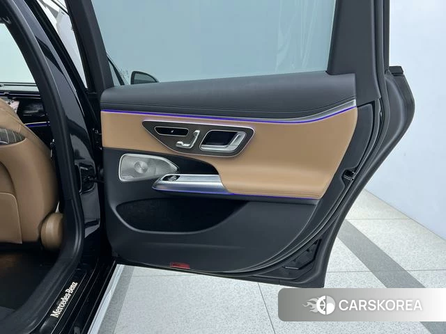 Mercedes-Benz E-class id 4208088 из Китая 2