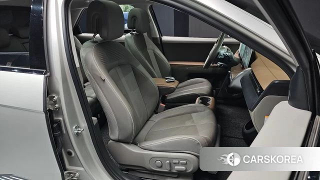 Hyundai Ionic 5 2022 Серебристо-серый из Кореи, фото 2