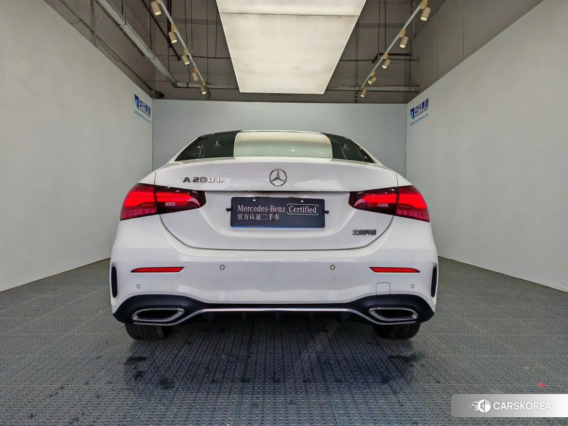 Mercedes-Benz Class A 2022 Белый из Китая, фото 2