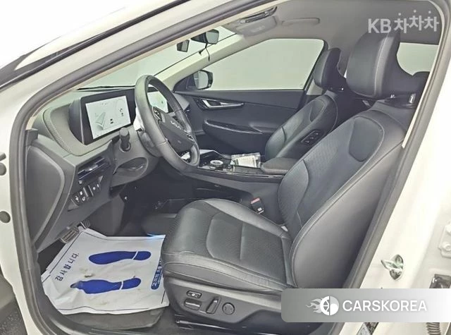 Kia EV6 2022 Белый из Кореи, фото 2