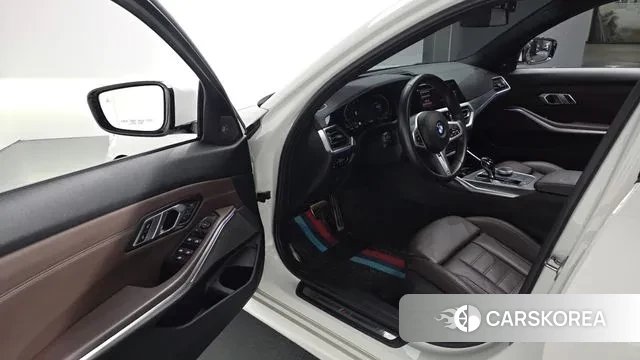 BMW 3 Series (G20) 2019 Белый из Кореи, фото 2