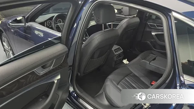 Audi A6 (C8) 2022 Синий из Кореи, фото 2