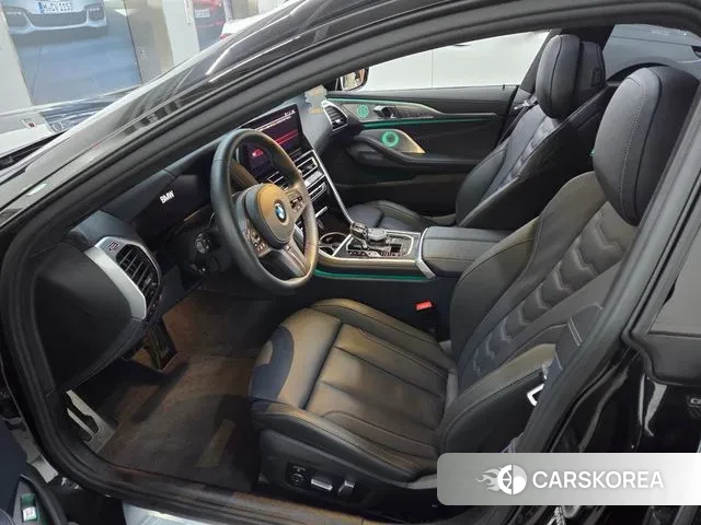 BMW 8 Series (G15) 2025 Черный из Кореи, фото 2