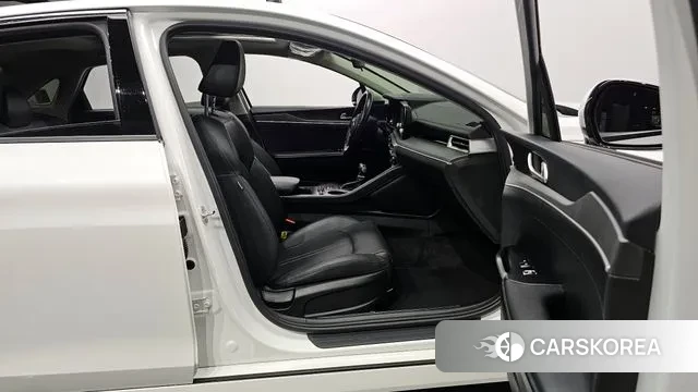 Kia K5 3rd generation 2020 Белый из Кореи, фото 2