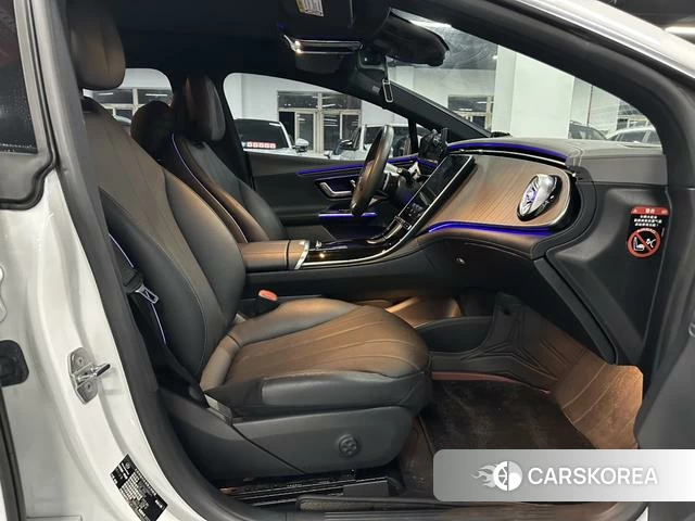 Mercedes-Benz EQE 2023 Белый из Китая, фото 2