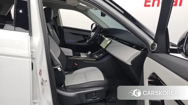 Land Rover Range Rover Evoque 2nd Generation 2025 Белый из Кореи, фото 2