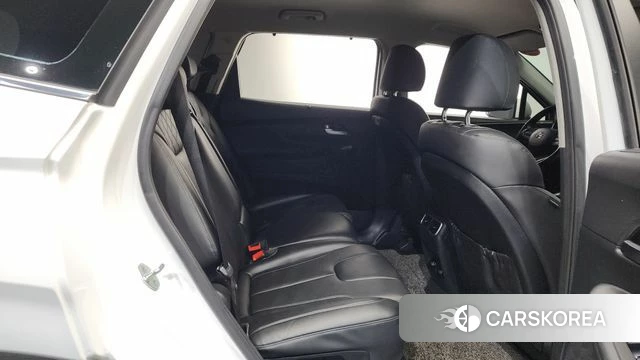 Hyundai The New Santa Fe 2021 Белый из Кореи, фото 2