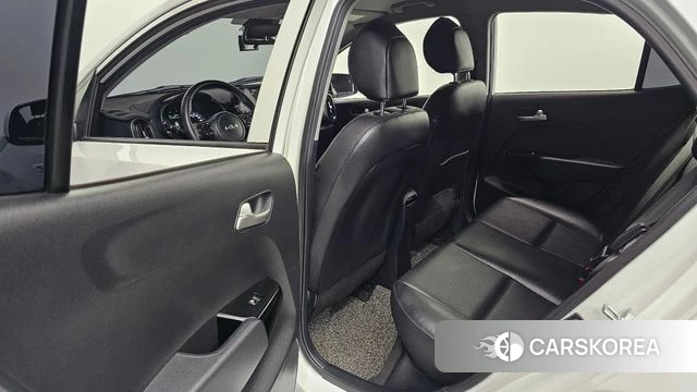 Kia Morning Urban (JA) 2021 Белый из Кореи, фото 2