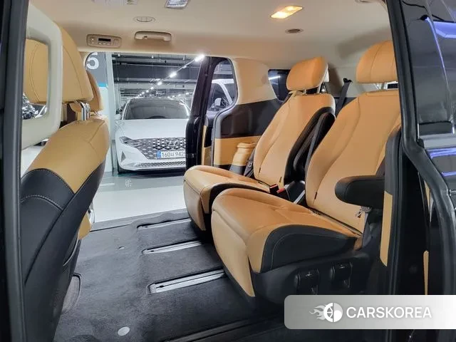 Kia Carnival 4th generation 2021 Черный из Кореи, фото 2
