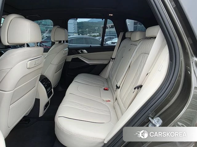 BMW X5 (G05) 2025 Коричневый из Кореи, фото 2