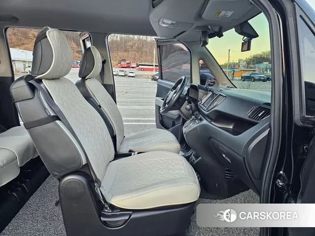 Kia The New Kia Ray 2023 Черный из Кореи, фото 2