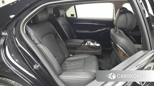 Genesis G90 2021 Черный из Кореи, фото 2