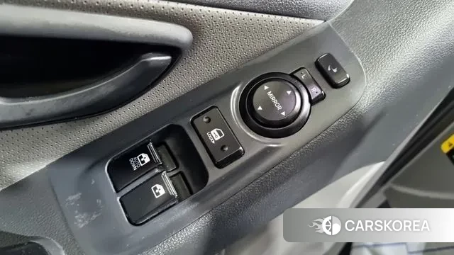 Hyundai The New Grand Starex 2019 Белый из Кореи, фото 2