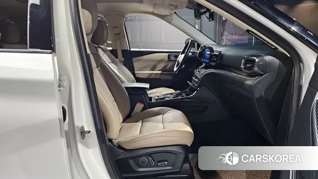 Ford Explorer 6th Generation 2020 Белый из Кореи, фото 2