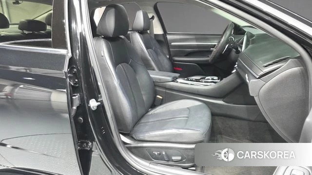 Hyundai Sonata (DN8) 2021 Черный из Кореи, фото 2
