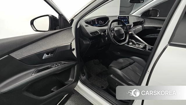 Peugeot 3008 second generation 2022 Белый из Кореи, фото 2