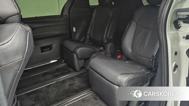 Toyota Sienna 4th Generation 2025 Белый из Кореи, фото 2