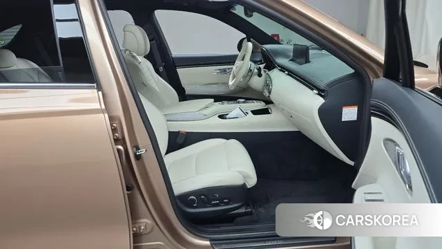 Genesis Electrified GV70 2023 Золотой из Кореи, фото 2