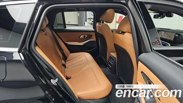 BMW 3 Series (G20) 2023 Черный из Кореи, фото 2