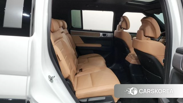 Hyundai Santa Fe (MX5) 2023 Белый из Кореи, фото 2