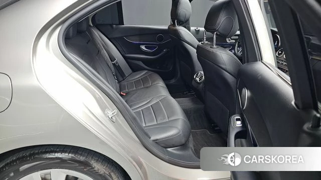 Mercedes-Benz C-Class W205 2019 Серебристо-серый из Кореи, фото 2