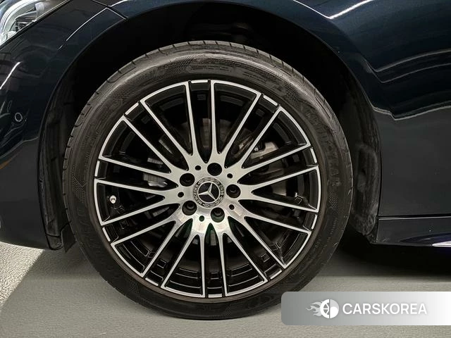 Mercedes-Benz Class C 2023 Черный из Китая, фото 2