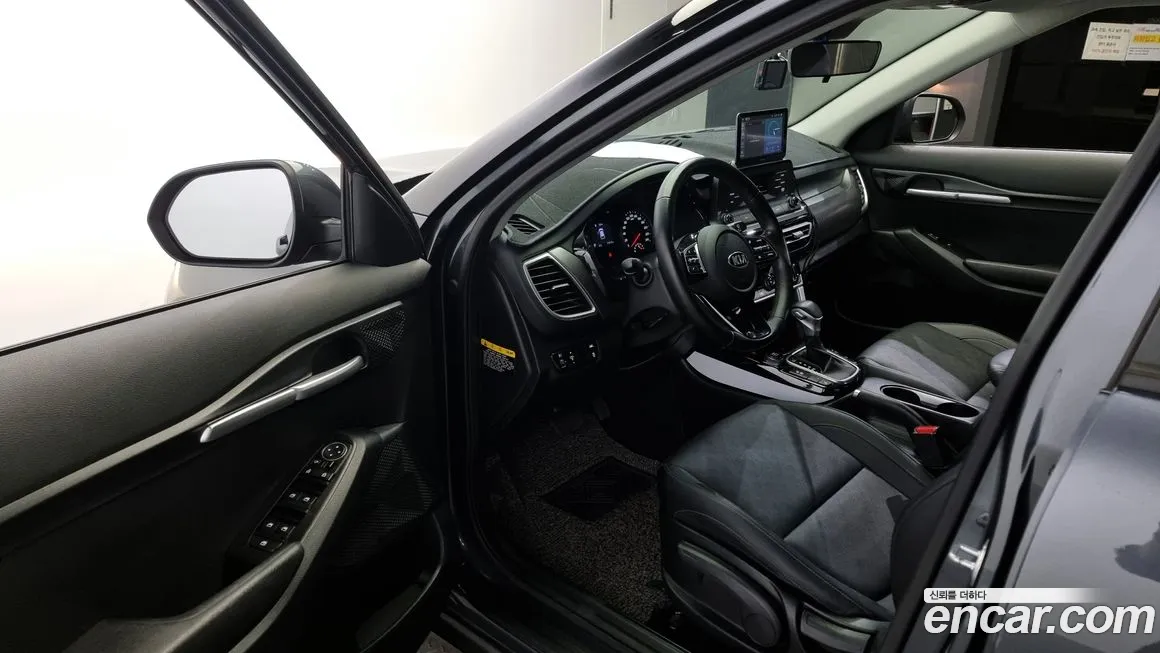 Kia Seltos 2020 Серый из Кореи, фото 2